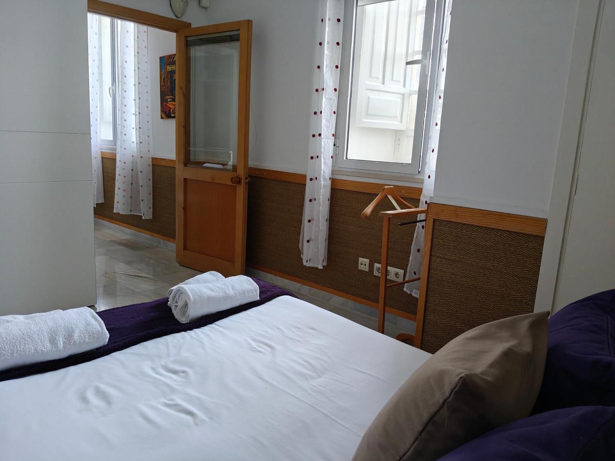 Boho Chic River Side Apartment Sevilla Bagian luar foto